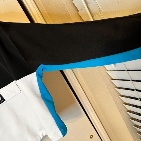 FILA Women's M Blue/White Chevron Collared Quarter Zip Pullover Sweater - Picture 13 of 16